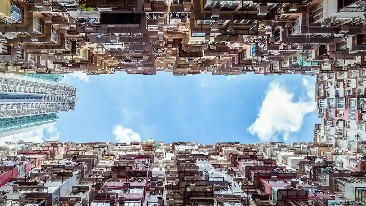 Hong Kong Housing Crisis: Where Living in a Shoebox is the New “Luxury”