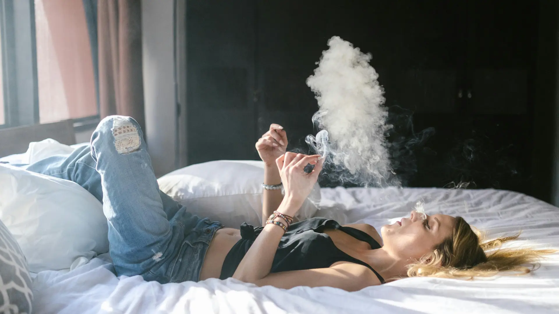 “Consuming Cannabis Makes Me a 1,000% Better Mom” :Inside the Wild World of Cannamoms