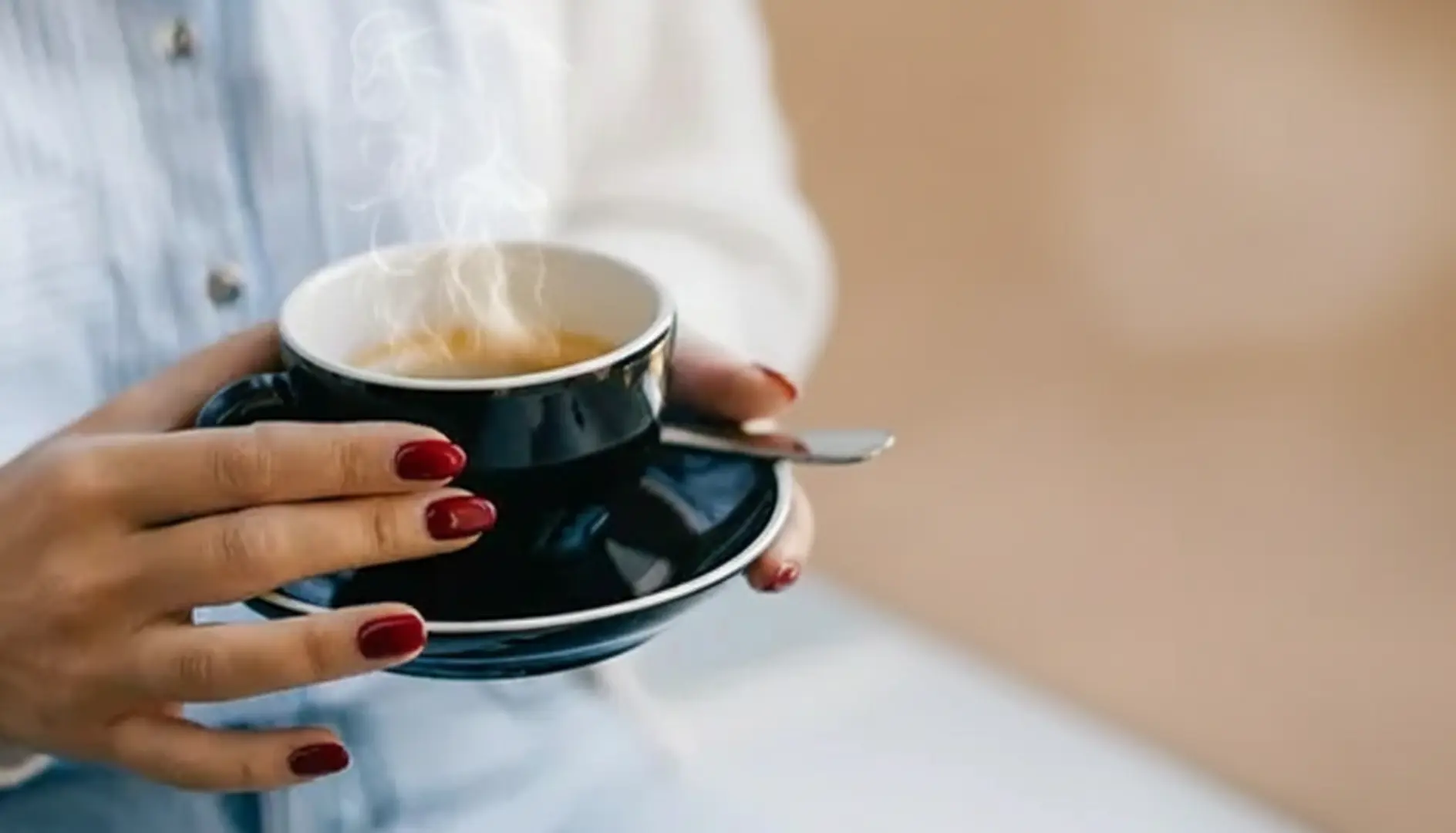 Home Coffee Craze: Why Your Espresso Machine is Now Bedroom Royalty