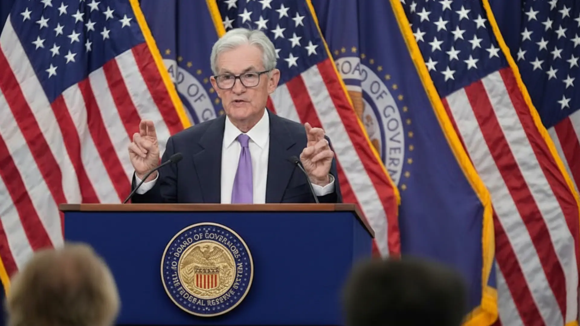 Powell’s Rate Cut Tease Leaves Wall Street Gasping for More