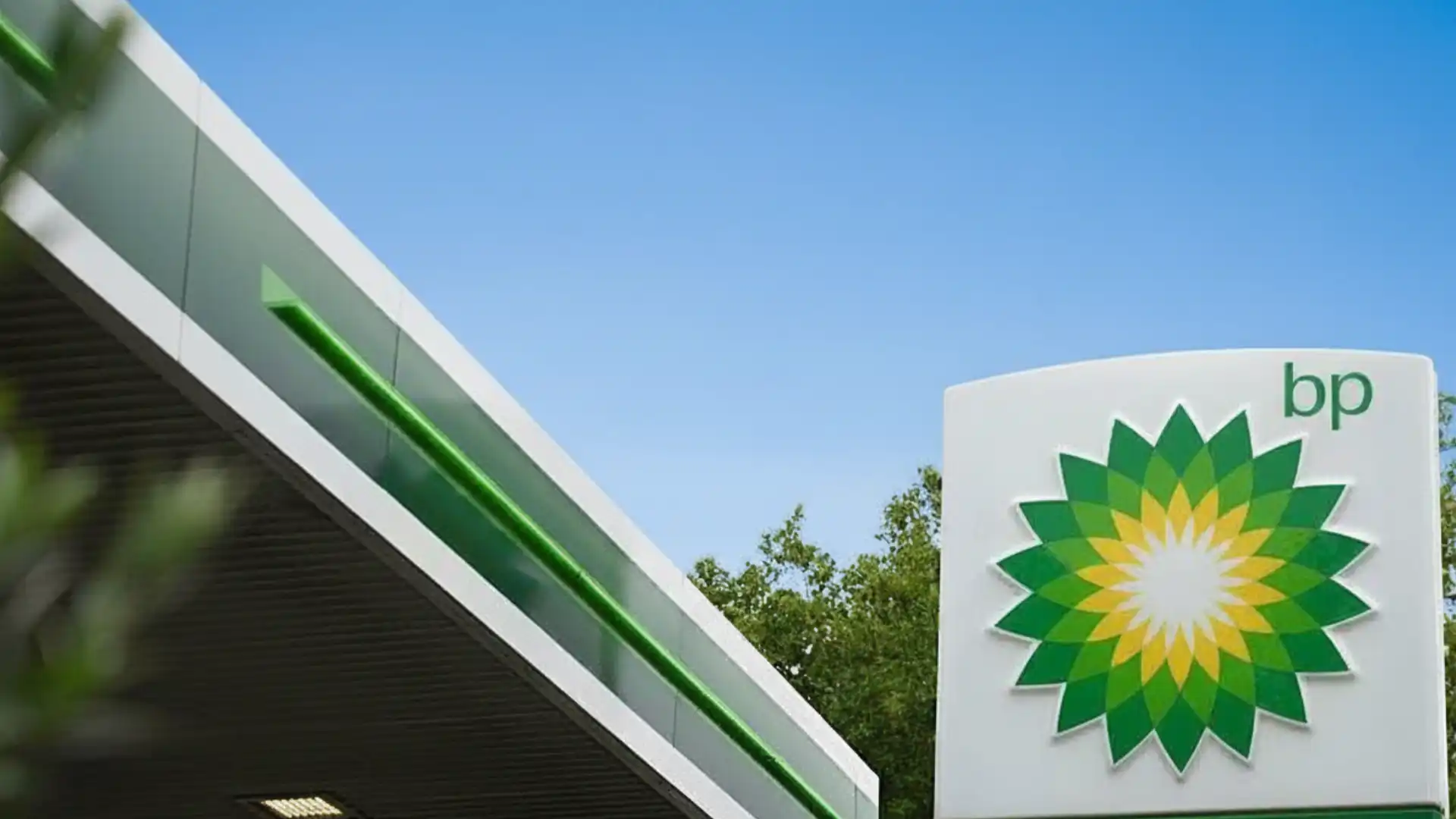 BP Offloads Majority of $10bn Castrol Unit to US Investor Stonepeak