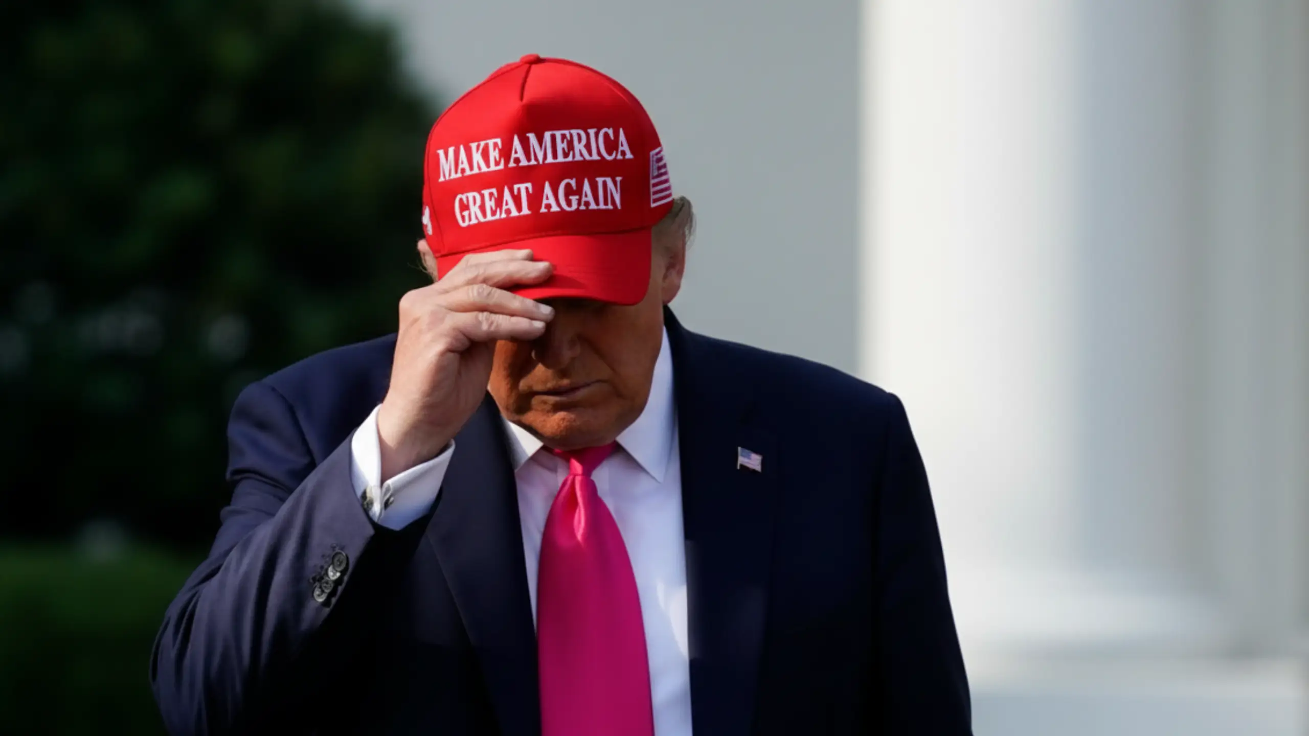 Oval Office Ambushes Highlight Trump’s Direct Approach to Foreign Leaders