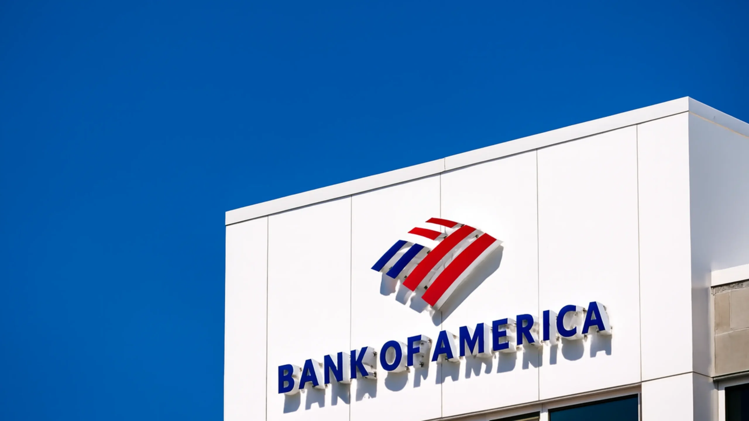 BofA Strategists: Excessively Dovish Fed Risks Killing Santa Claus Rally